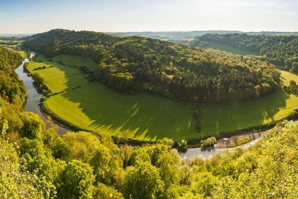 The Mill Stylish Rural Apartment With Beautiful Views Welsh Newton Common Εξωτερικό φωτογραφία